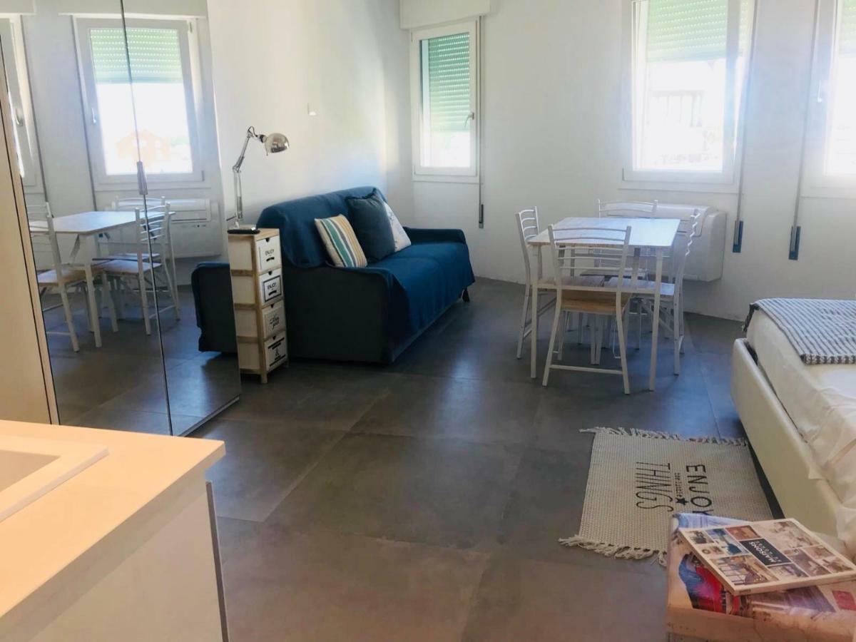 Appartamento Piazza Mazzini Lido di Jesolo Bagian luar foto